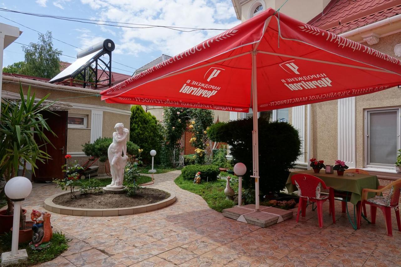 White House Apartments Odessa Exterior foto