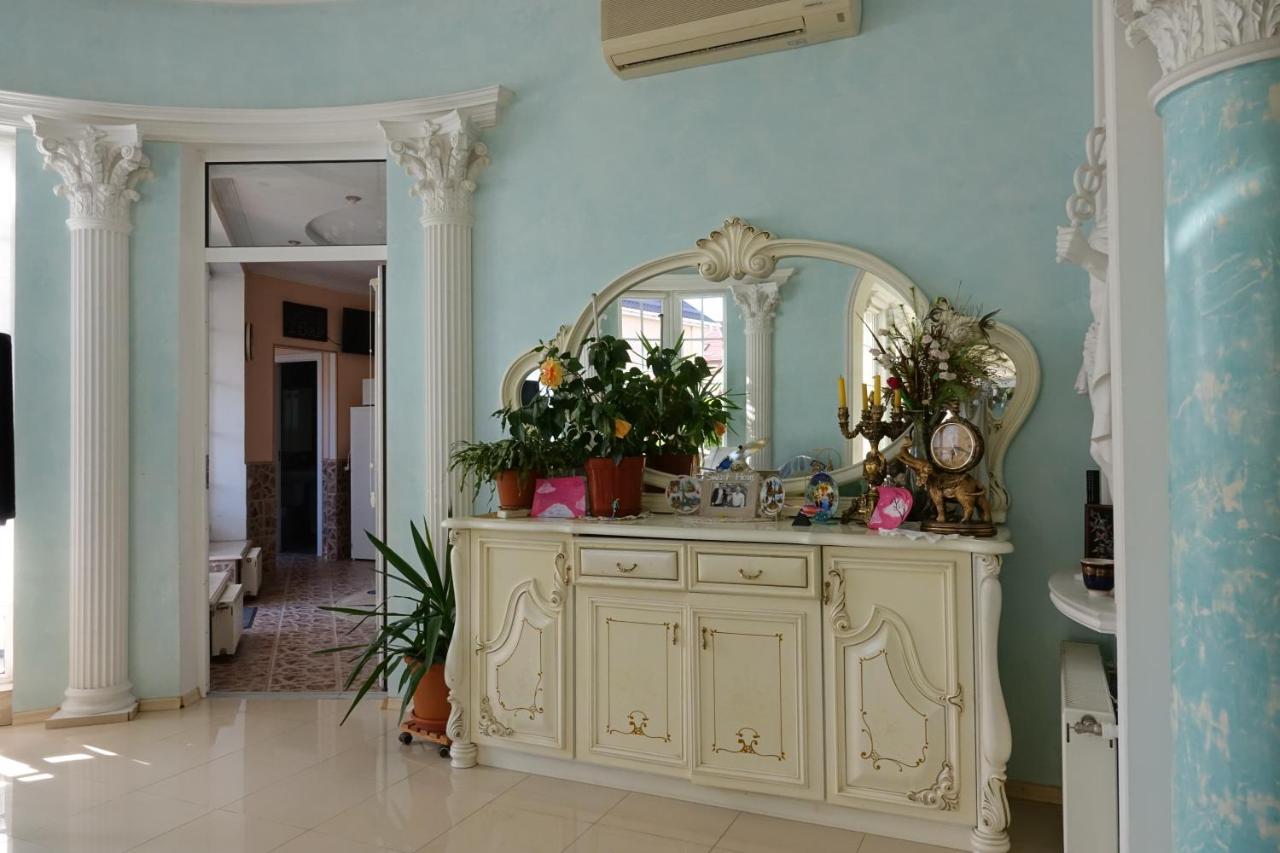 White House Apartments Odessa Exterior foto