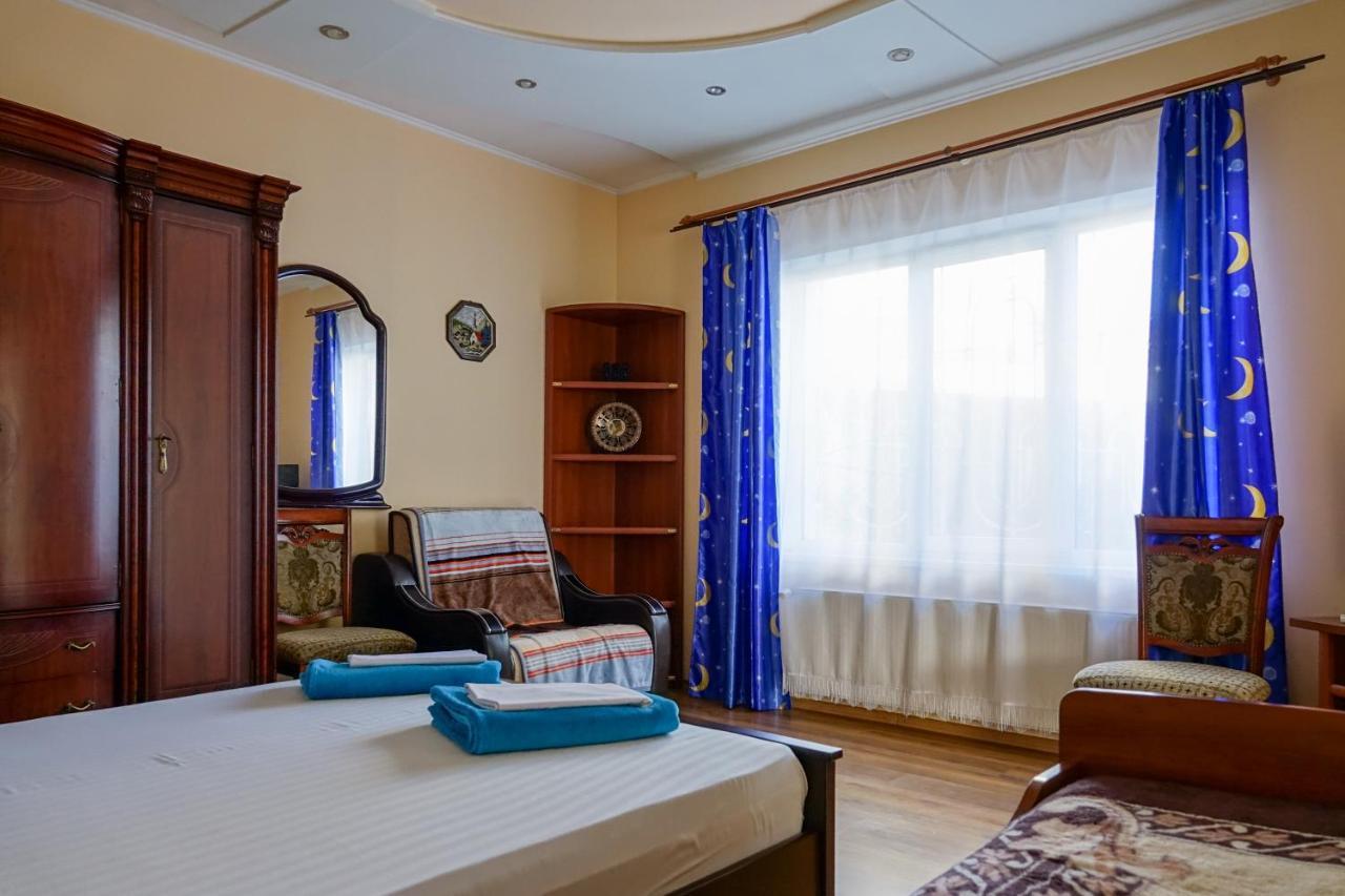 White House Apartments Odessa Exterior foto