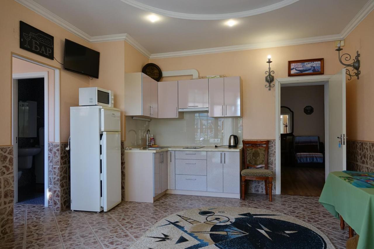 White House Apartments Odessa Exterior foto