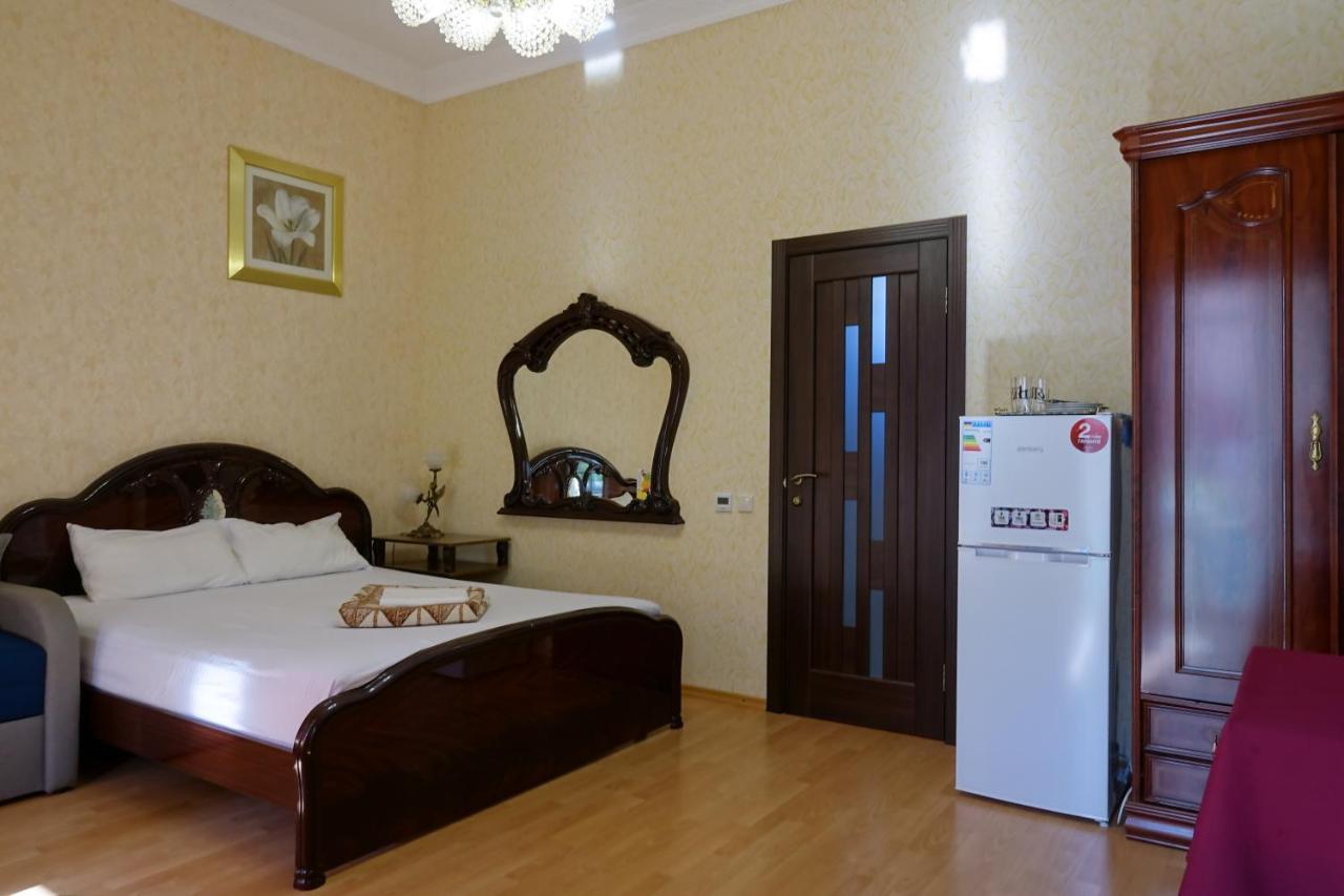 White House Apartments Odessa Exterior foto
