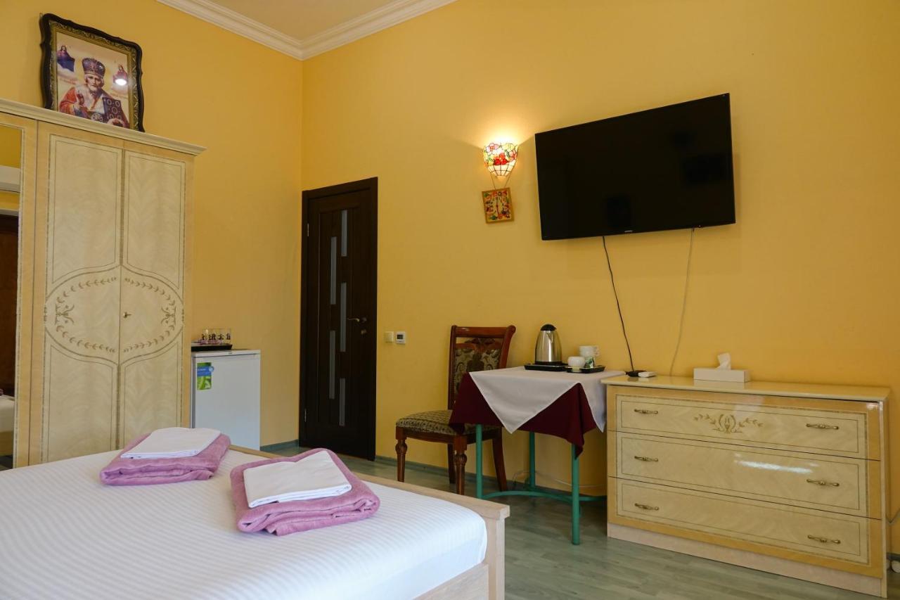 White House Apartments Odessa Exterior foto